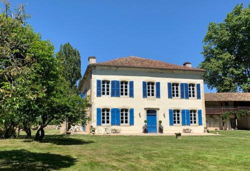 Elegant and Spacious Maison de Maitre Ideal for Group Bookings