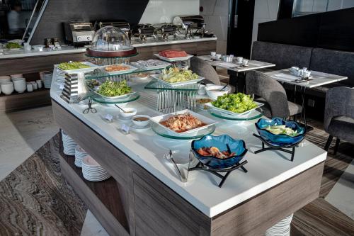 Mad på hotellet eller i nærheden