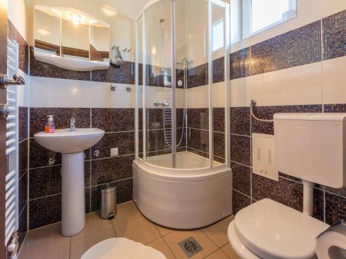 Koupelna v ubytování Apartments BEBA