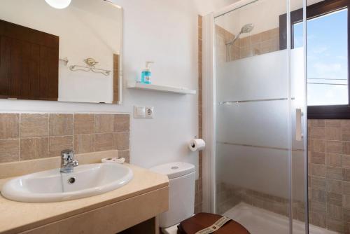 A bathroom at Cobijadas75 Mayorazgo