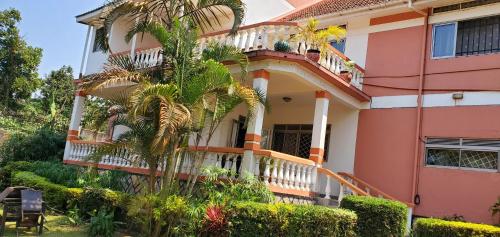 La Feve Beach Bed and Breakfast Entebbe – Photos 2