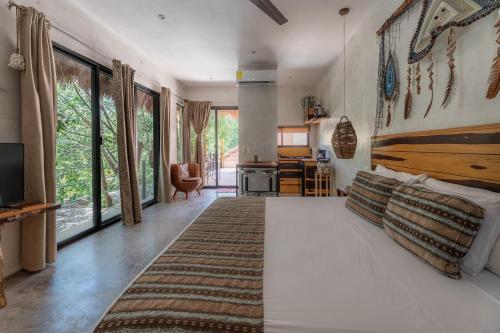 Gallery image of Trece Lunas Tulum - Adults Only Enchanted Resort in Tulum