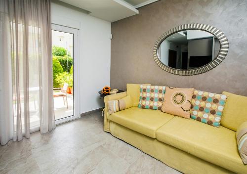 Posedenie v ubytovaní SUN RESIDENCE Exclusive Seaside Suites