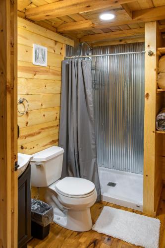 Ένα μπάνιο στο Big River Escape Riverside Cabins