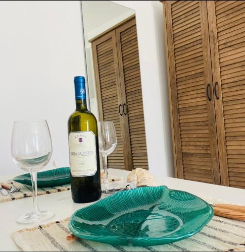 Gallery image of Sing and Blossom Accommodation in Mýkonos City