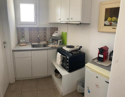 Gallery image of Sing and Blossom Accommodation in Mýkonos City