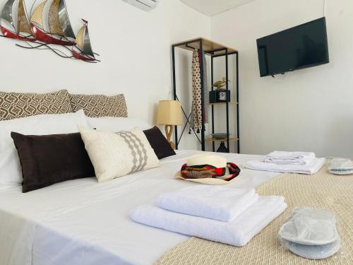 Gallery image of Sing and Blossom Accommodation in Mýkonos City