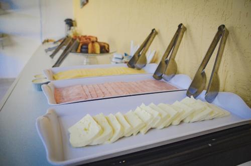 Mad på pensionatet eller i nærheden