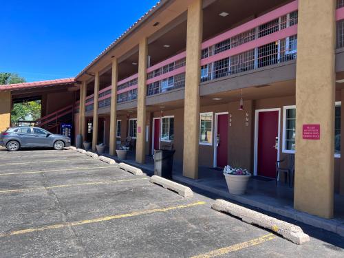 Budova, kde se motel nachází