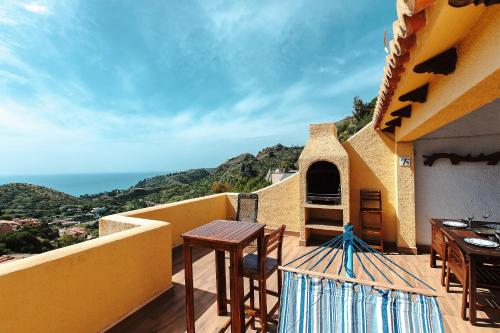 Foto Casa Boo, House with Terrace, Amazing views and Private Shared Pool 6
