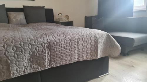 Ένα ή περισσότερα κρεβάτια σε δωμάτιο στο Das Tor zum Vogtland !!
