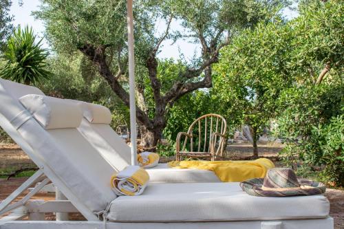Κήπος έξω από το THIRES Guesthouse