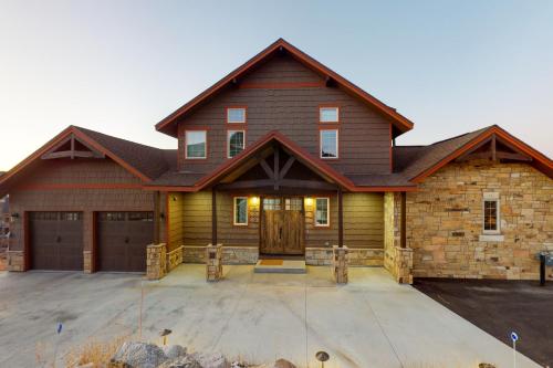 Granby Ranch Estate – Photos 2