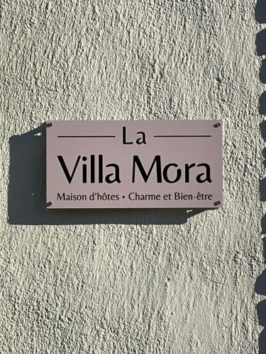 リジューにあるLa Villa Mora SPAのギャラリーの写真