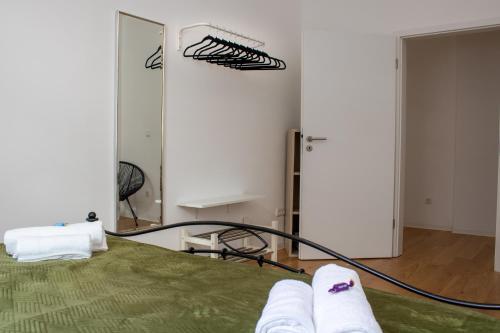 Voodi või voodid majutusasutuse #UrbanJungle - luxuriös - 110qm - Kicker - Streaming toas