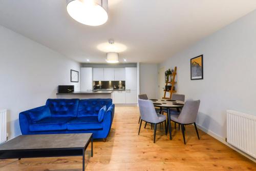 GuestReady - Splendid Flat in Leith with Parking!
