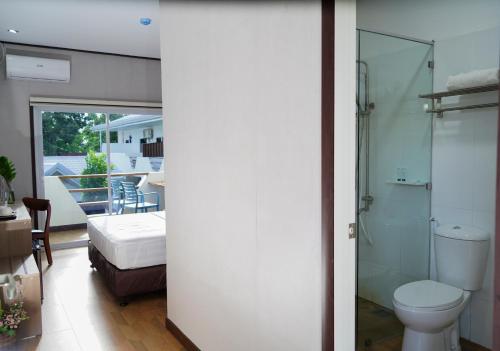 Ένα μπάνιο στο Adela Resort Panglao formerly Espacio Resort
