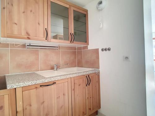 Appartement lumineux 2 pièces au pied des pistes - FR-1-344-781