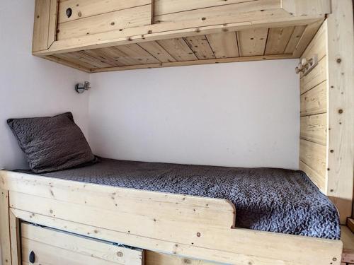 Studio rénové au centre, balcon, 3 pers., 5ème étage - FR-1-344-926