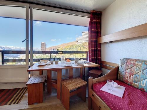 Studio cosy au pied des pistes avec balcon - FR-1-344-1052
