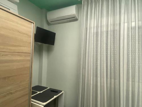 Treasure box apartment _Aristotelous square_