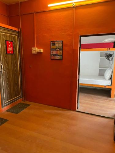 Un ou plusieurs lits dans un hébergement de l'établissement Yogg Hostel