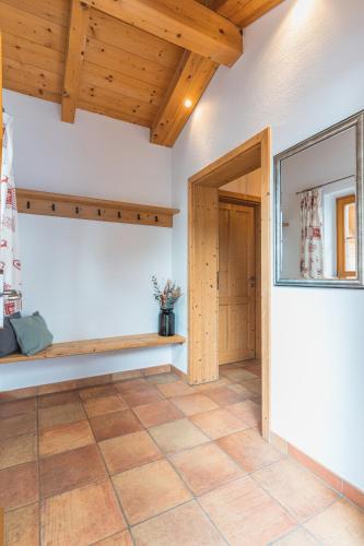 Galería fotográfica de Dorfchalets & Apartments - in Kaprun centre including FREE entry Tauern Spa and Summer Card en Kaprun