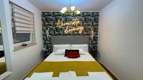 Design Apartment Eclectic Rhapsody