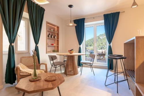 Good vibrations in center 80m2 for 2 GLAVICA
