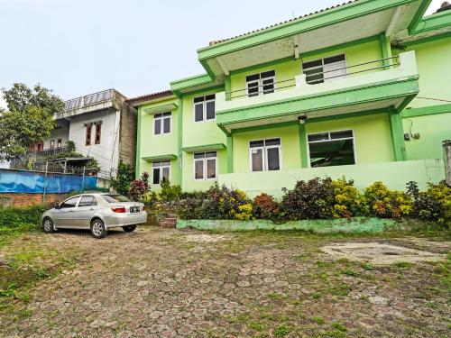 Gallery image of SPOT ON 91325 Pondok Hijau Guest House Syariah in Cilimus 2