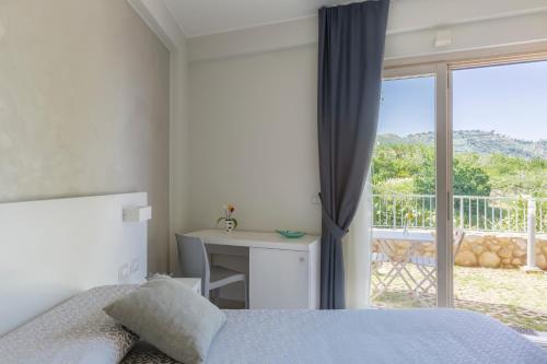 Gallery image of Borgo degli Dei - Affittacamere Poseidone in Parghelia