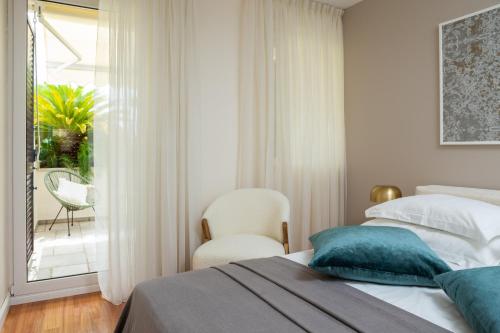 Royal palms luxury apartment