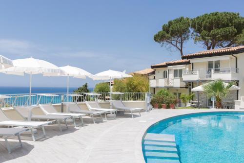 Gallery image of Borgo degli Dei - Affittacamere Poseidone in Parghelia