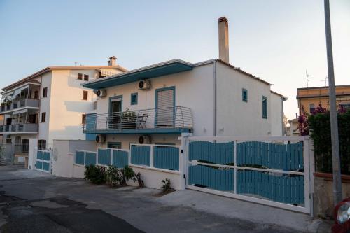 The building in which a vendégházakat is located