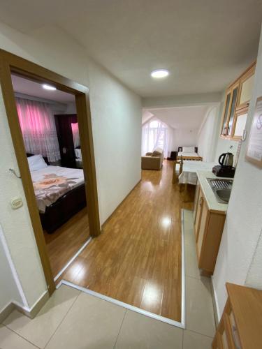 Letto o letti in una camera di Hotel Venecia Apartments