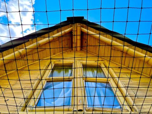 ラグジュアリーテントが所在する建物