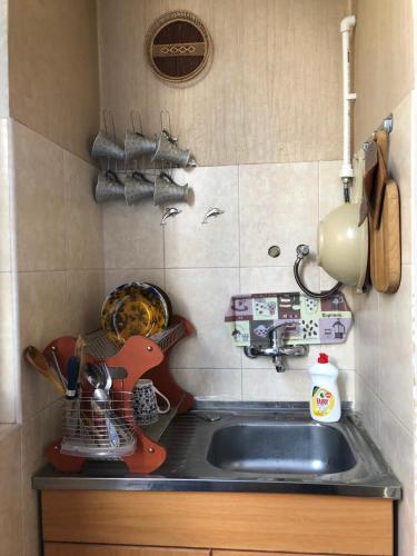 Кухня или кухненски бокс в 1 Bedroom Apartment