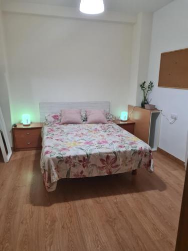 Postel nebo postele na pokoji v ubytování Habitación con baño privado- En casa familiar Beatriz