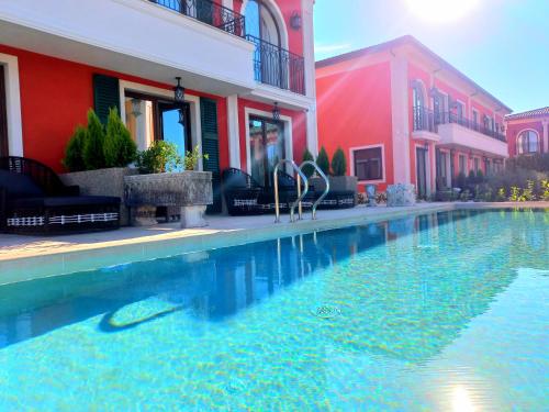 ECO Therma Village - All inclusive & Private Beach & Free Parkingの敷地内または近くにあるプール