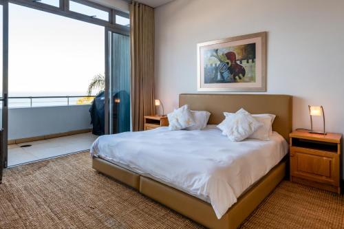 Postel nebo postele na pokoji v ubytování Penthouse 230m2 on the Sea