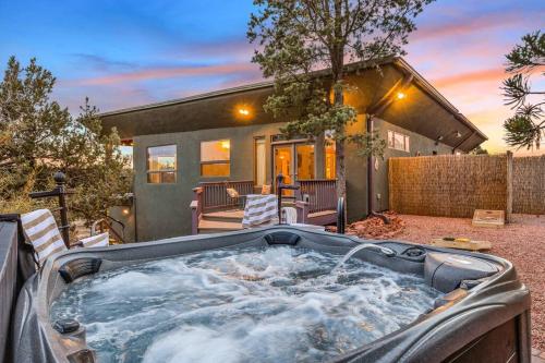 Gallery image of Close to Fresh Creek! Sleeps 12 ~ Amazing Views w/Serene Open Space ~ Hot Tub + Game Room ~ Trails outside in Sedona