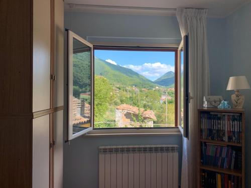 Nespecifikovaný výhled na hory nebo výhled na hory při pohledu z bed and breakfast