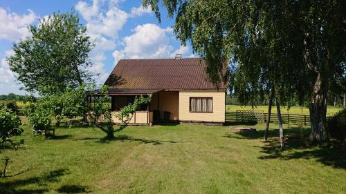 Сад в Pirmie Zaļmeži