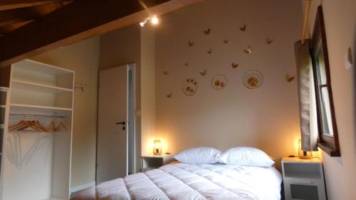 Gîte La Borbotteにあるベッド