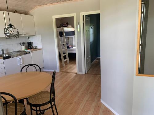 Cuisine ou kitchenette dans l'établissement Älvstalodges