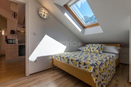 Posteľ alebo postele v izbe v ubytovaní Seaview apartments Duky
