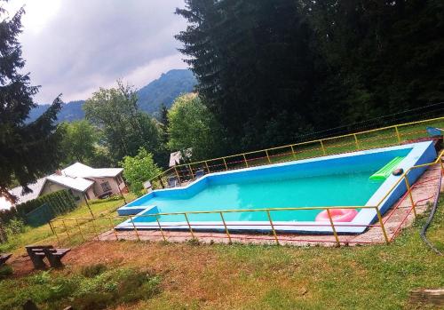 Swimming pool sa o malapit sa Hotel KRYŠTOF