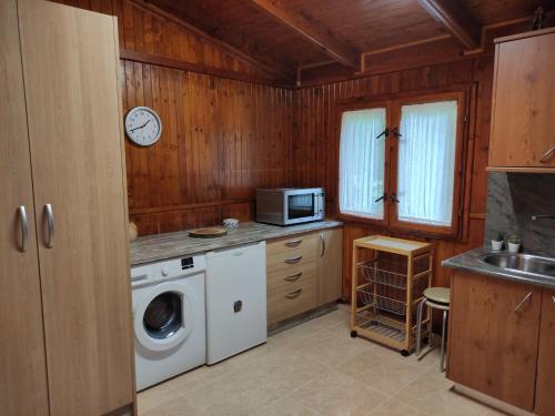 Dapur atau dapur kecil di Casa da Chousa