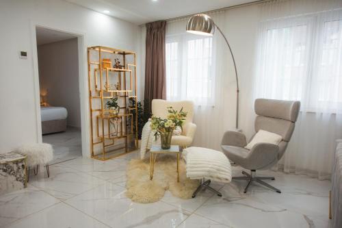 Kamin und Fußbodenheizung, Luxrem Apartments best in Homeoffice 휴식 공간