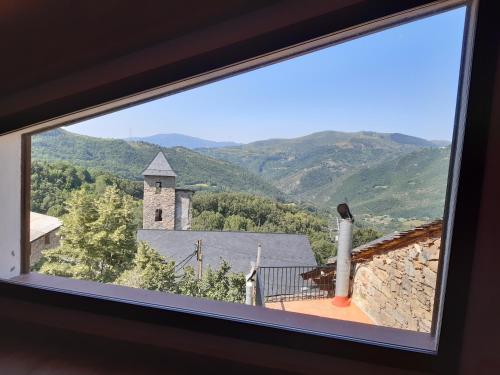 Casa rural con vistas en el corazón del Pirineo (Spagna Los ...